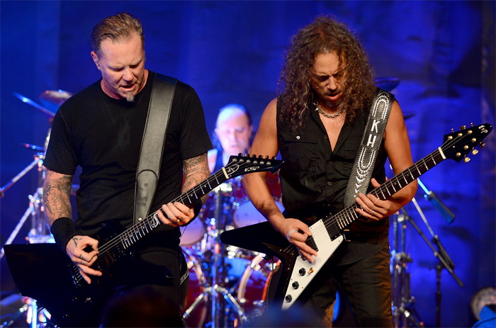 james-hetfield-kirk-hammett 700x.jpg
