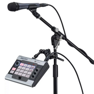 Zoom V3 Multi-effects Vocal Proces 400x400.jpg