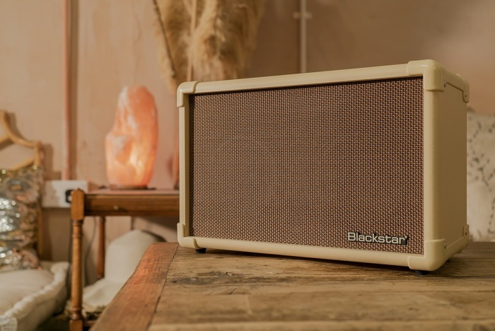 ACOUSTIC CORE 30 LIFESTYLE  2 700x.jpg