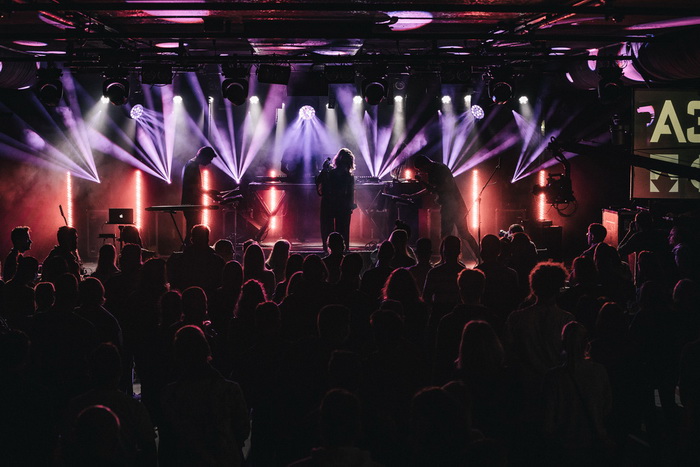belau_live 700x.jpg