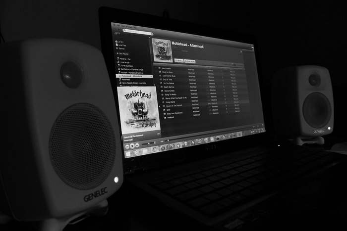 G one 700x.jpg