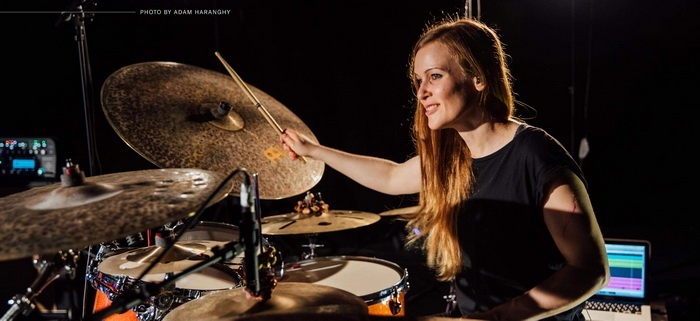 dp carousel artists 0016 anikanilles 700x