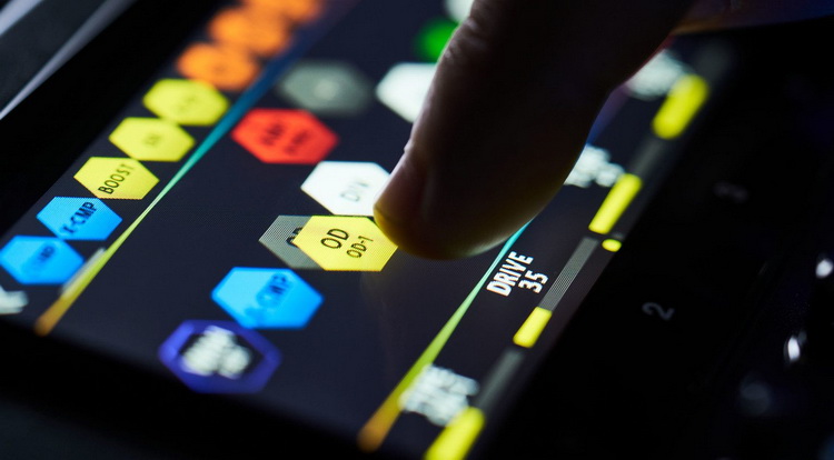 boss gx 100 touch display 750x