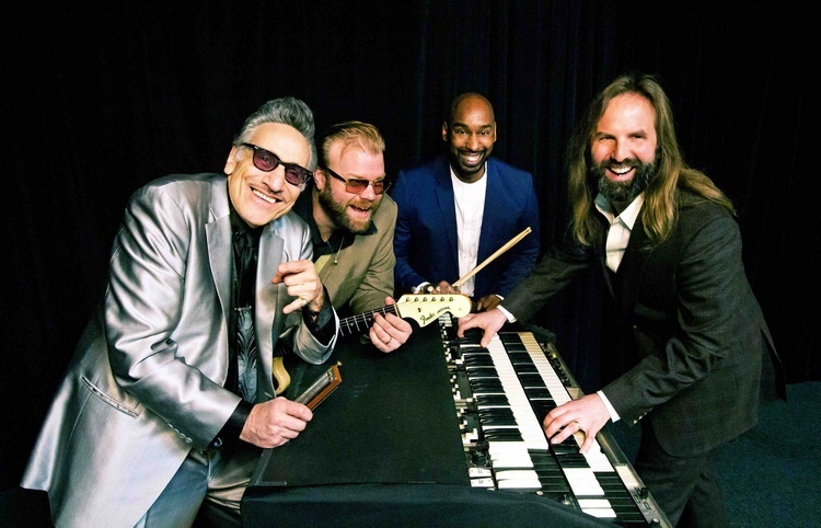 Rick Estrin The Nightcats 750x