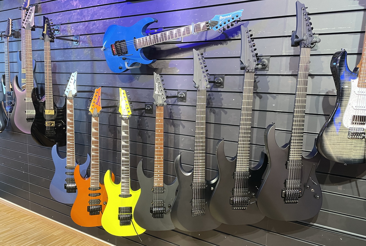 Ibanez RG Series 02 1200x
