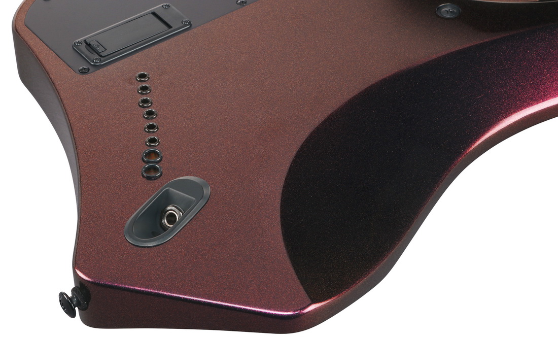 A528 CMG 1P 01 N.rear close 1100x