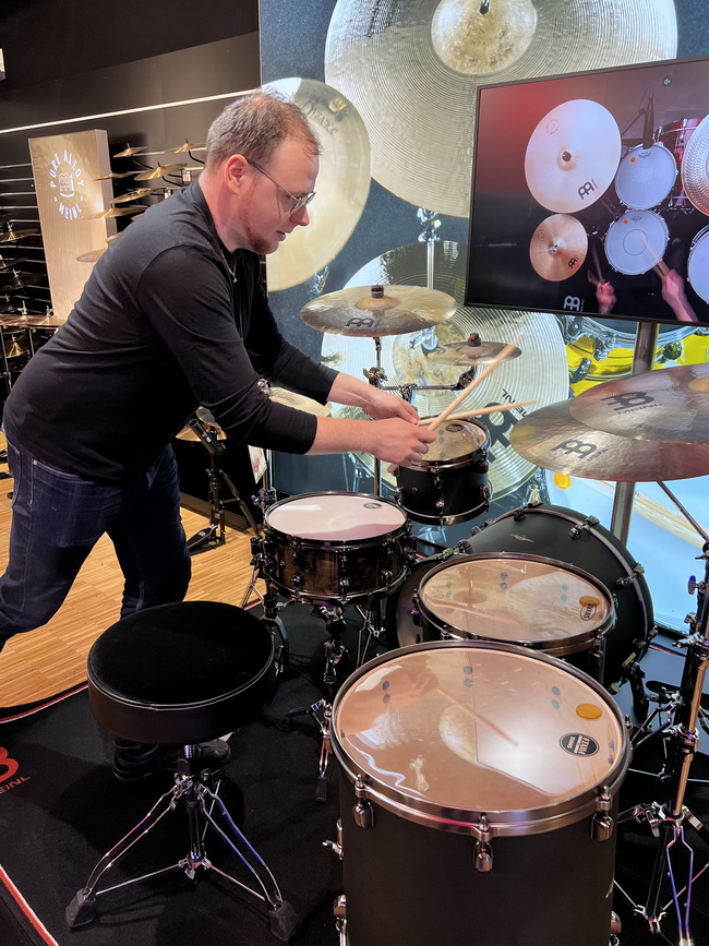 Polyphonic cinszett resize