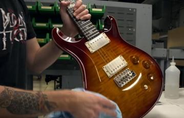 Jön az új Paul Reed Smith SE DGT gitár 